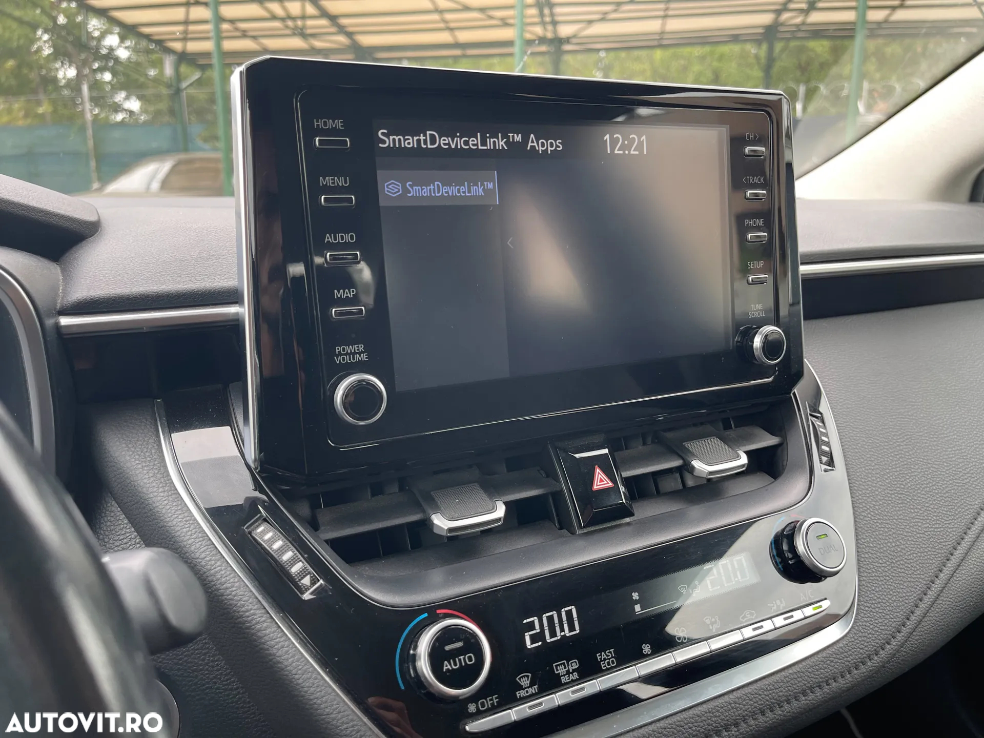 Toyota Corolla Sedan 1.8 HSD Dynamic - 15
