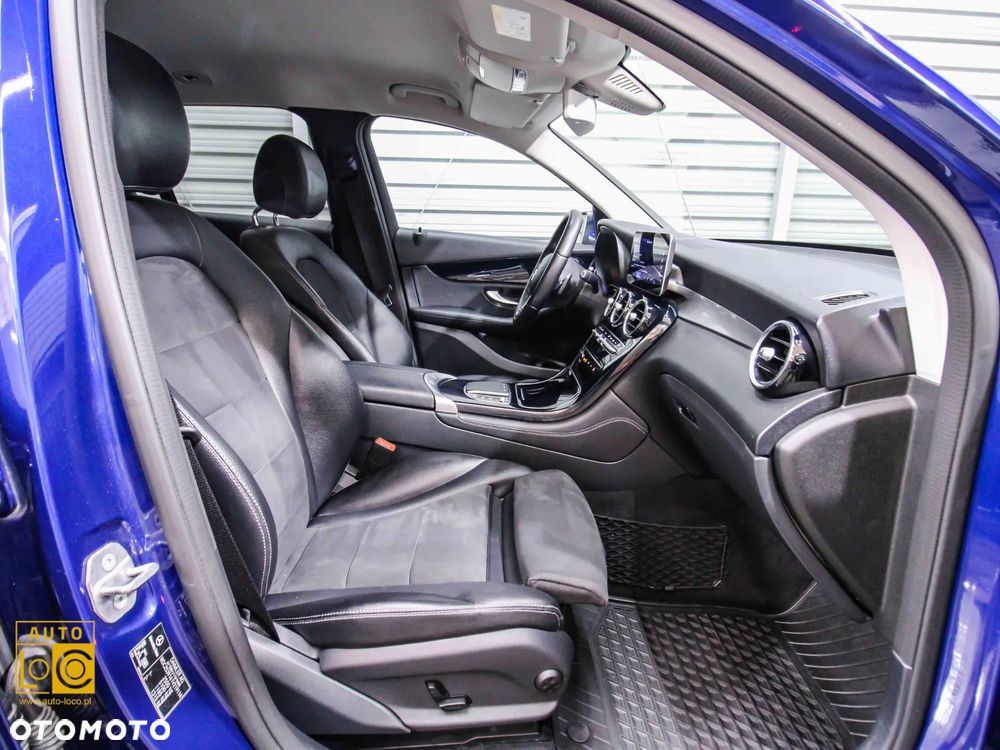 Mercedes-Benz GLC 200 d 4Matic 9G-TRONIC Exclusive - 9