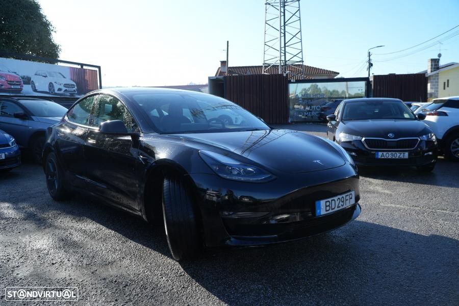 Tesla Model 3 Long Range Tração Traseira - 4