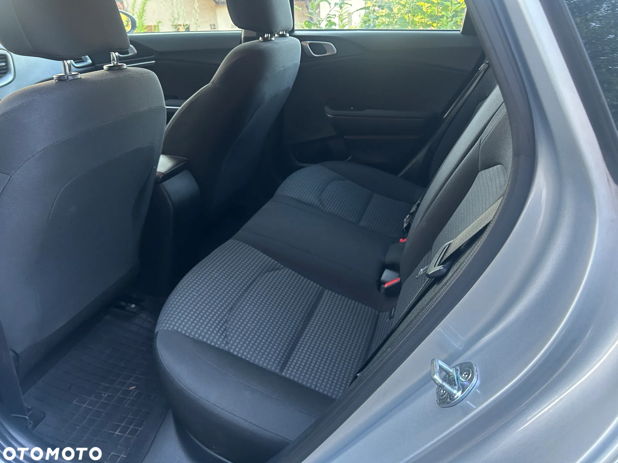 Kia Ceed 1.0 T-GDI S - 12