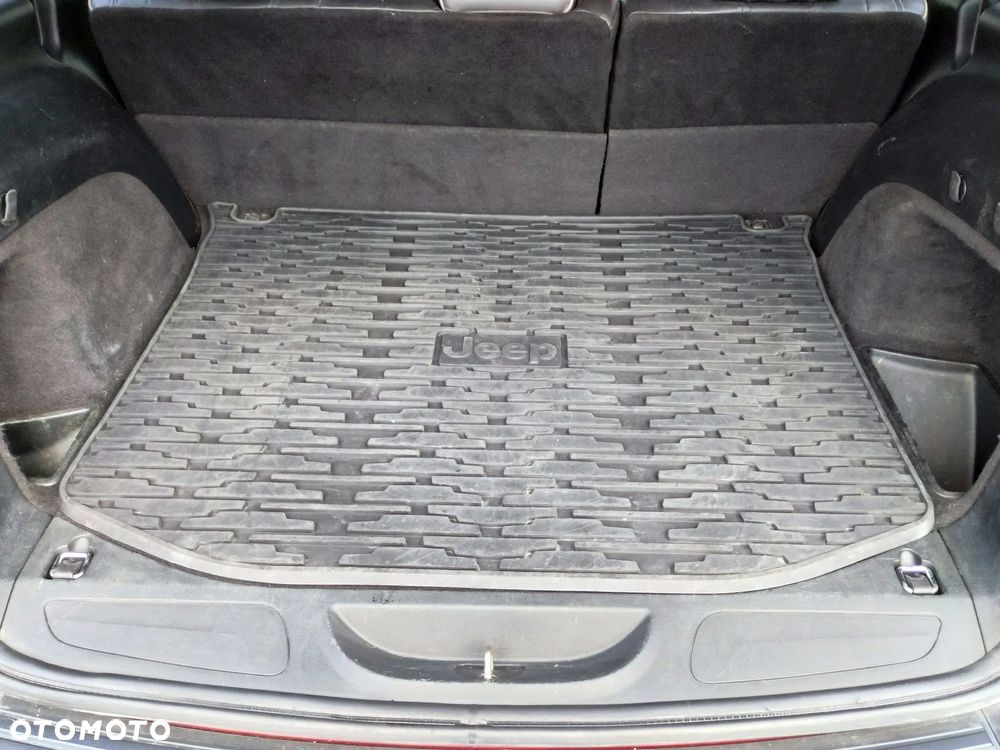 Jeep Grand Cherokee 3.6 V6 Laredo - 22