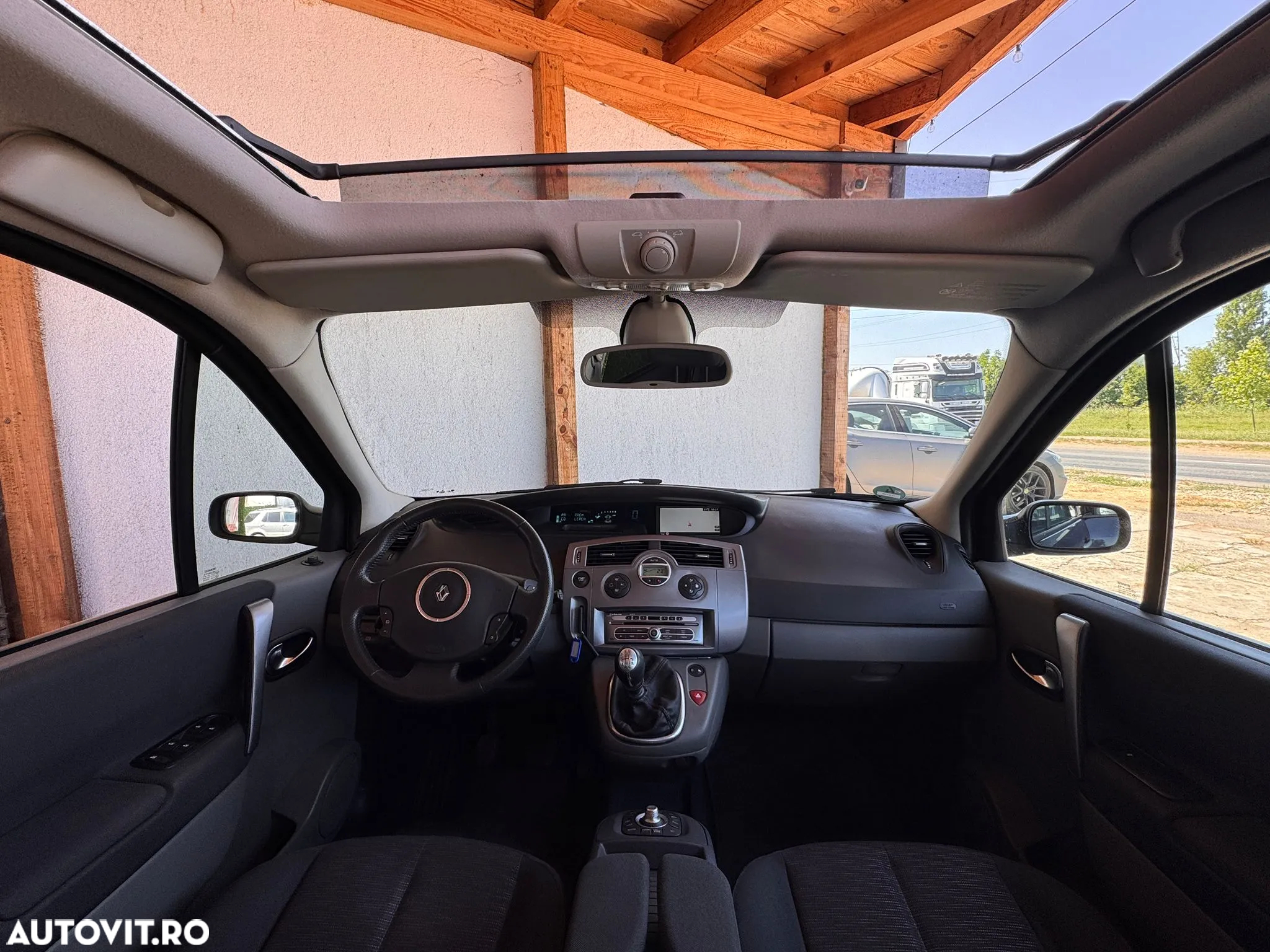 Renault Grand Scenic - 4