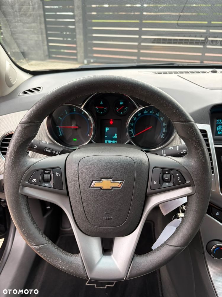Chevrolet Cruze 1.8 Automatik LT - 18