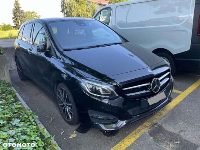 Mercedes-Benz Klasa B 250 7G-DCT UrbanStyle Edition - 2