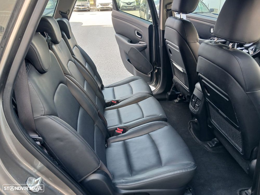 Kia Carens 1.7 CRDi ISG TX - 5