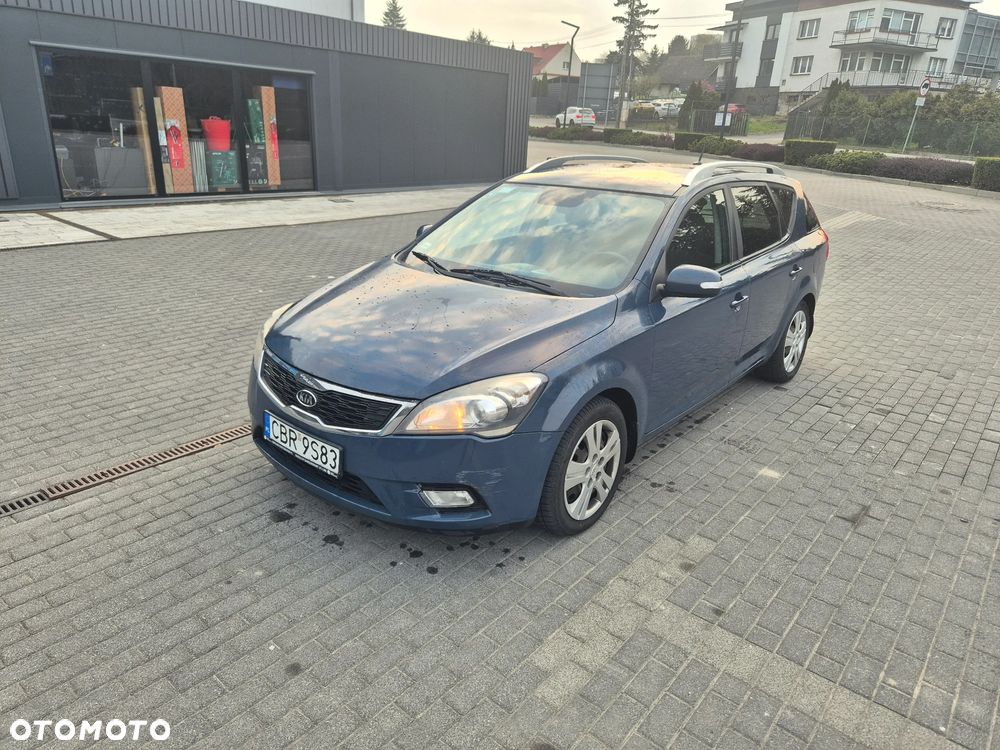 Kia Ceed 1.6 Crdi Comfort - 1