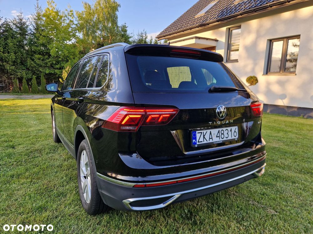 Volkswagen Tiguan 2.0 TDI SCR 4Mot Elegance DSG - 11
