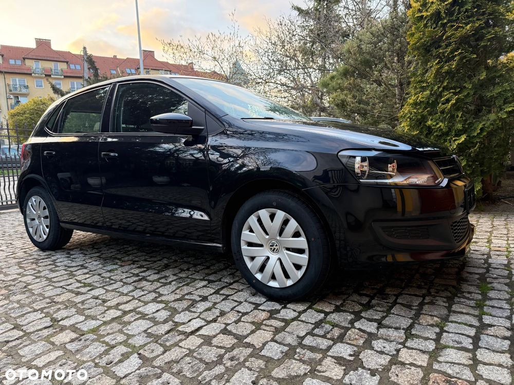 Volkswagen Polo - 2