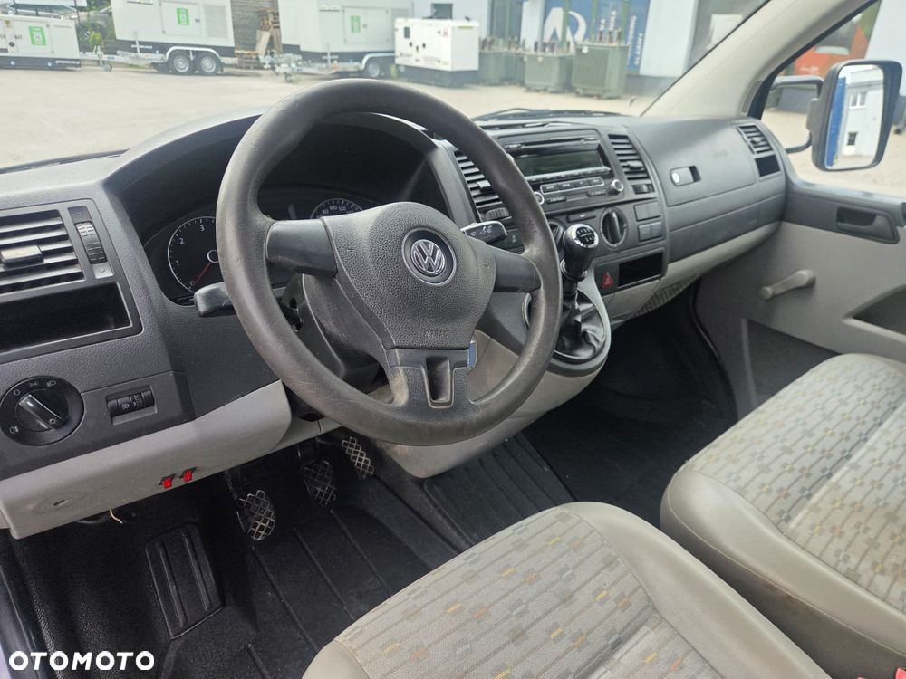 Volkswagen TRANSPORTER T5 - 8