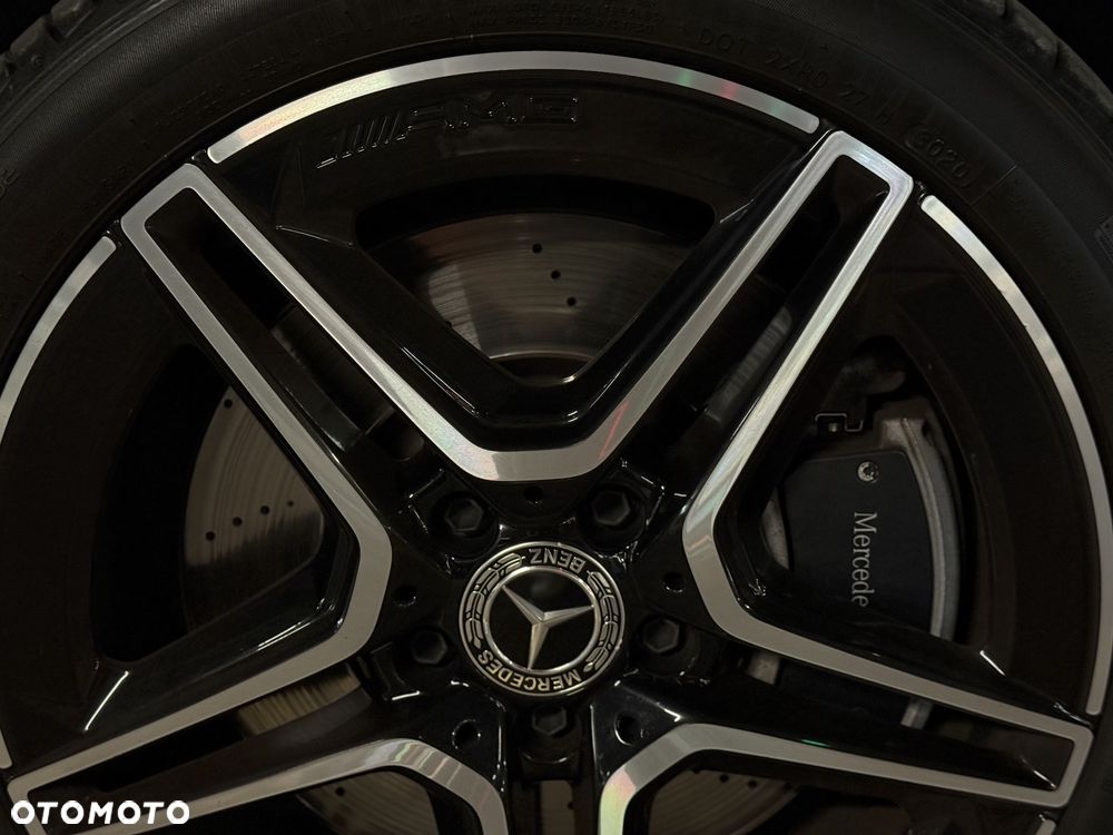 Mercedes-Benz CLA 250 4-Matic AMG Line 7G-DCT - 11