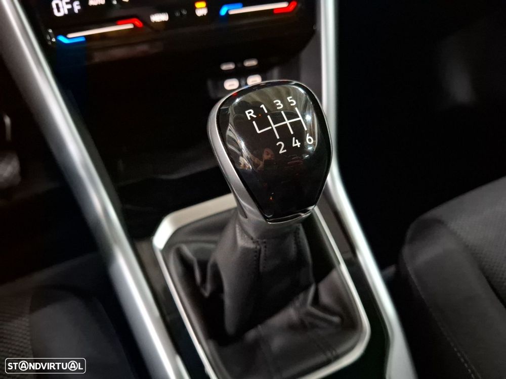 VW T-Roc 1.0 TSI Life - 17