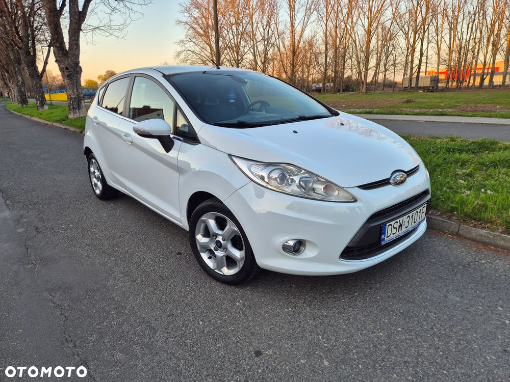 Ford Fiesta 1.25 Titanium - 21