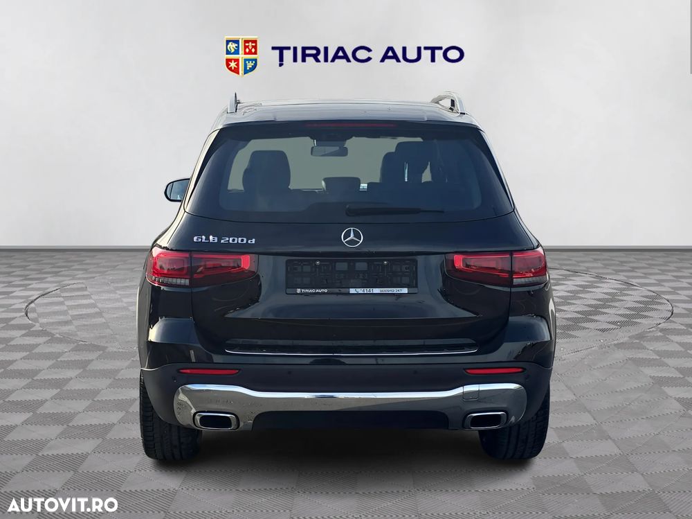 Mercedes-Benz GLB - 4