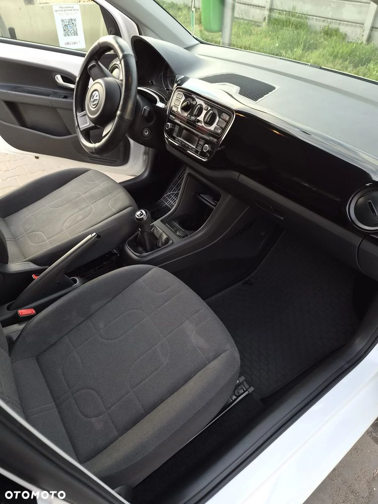 Volkswagen up! 1.0 move - 9