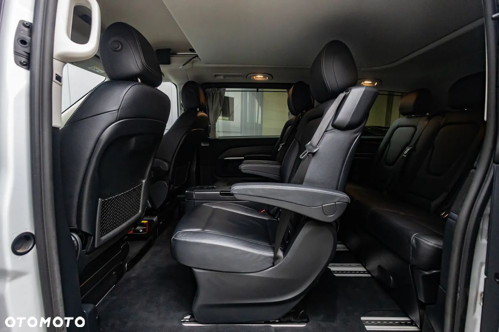 Mercedes-Benz Klasa V 300 d Exclusive 9G-Tronic (d³ugi) - 37