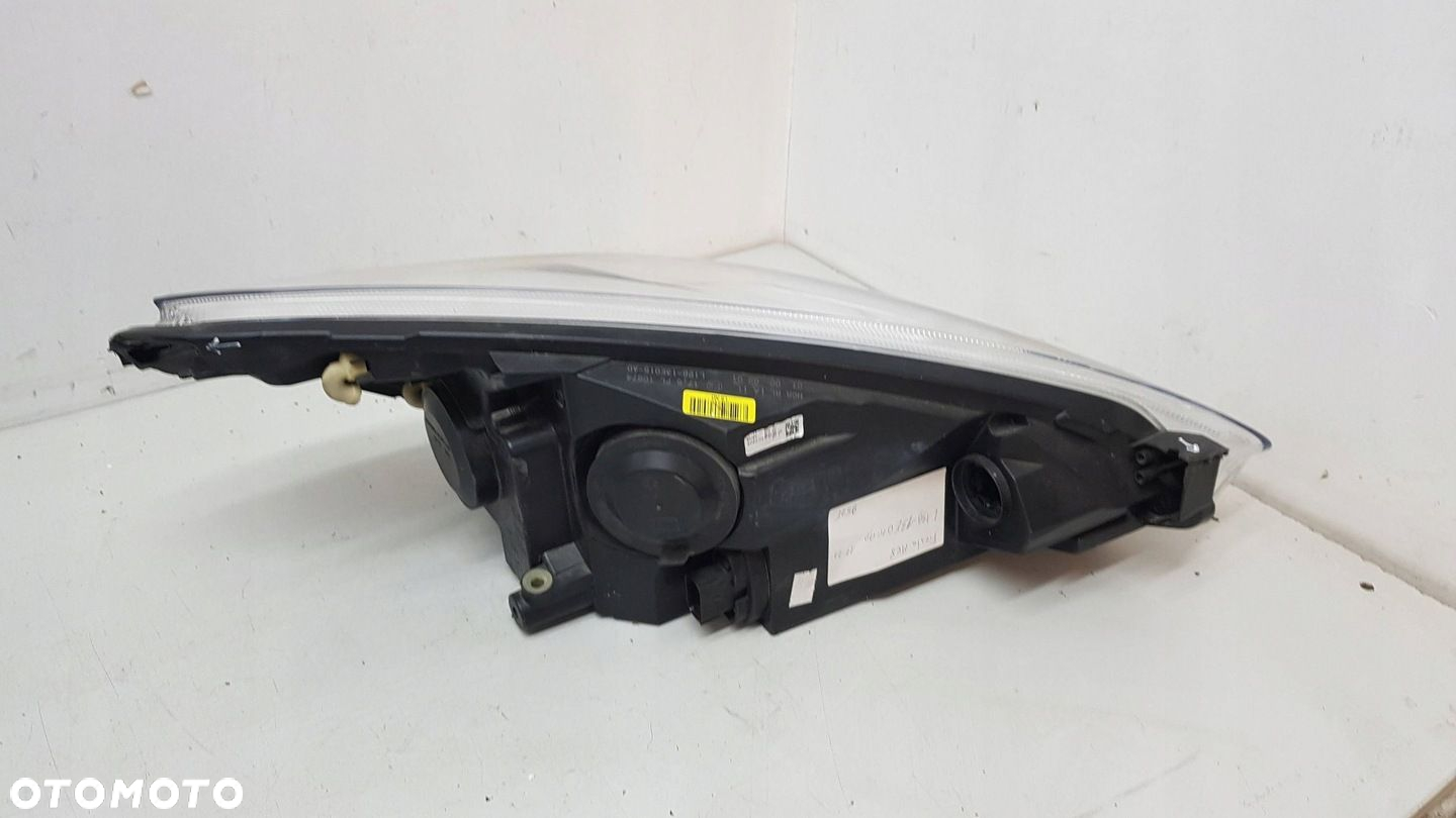 FORD FIESTA MK8 LAMPA LEWY PRZÓD EU - 5
