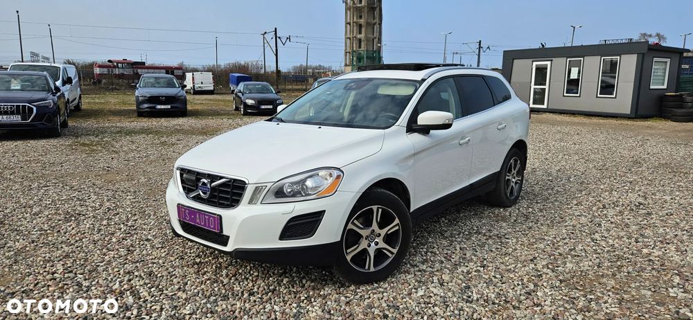 Volvo XC 60 D5 AWD Geartronic Summum - 1
