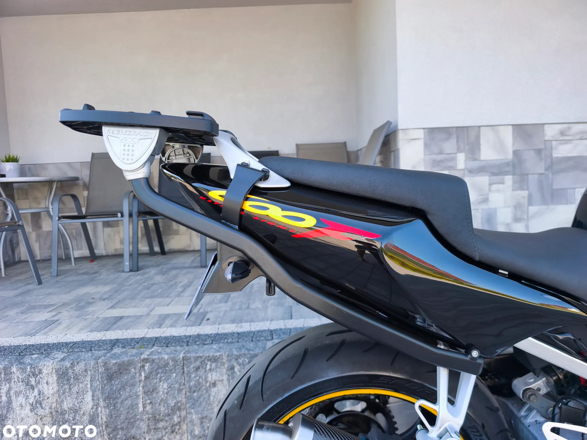 Honda CBR - 8