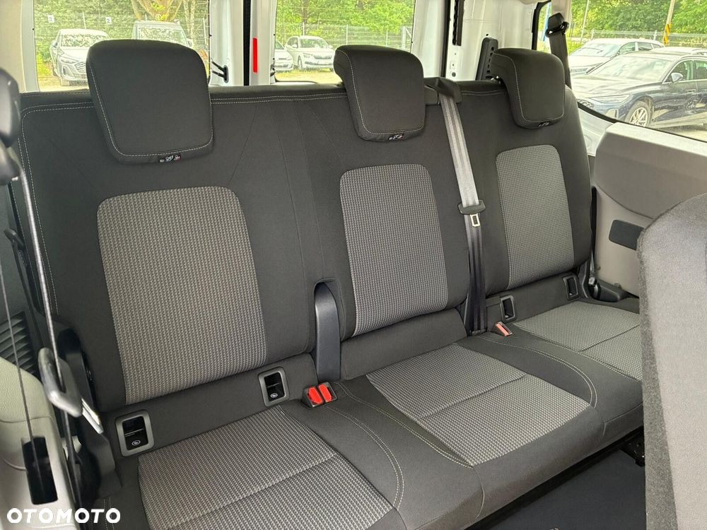 Volkswagen Transporter Kombi L1H1 M1 - 18