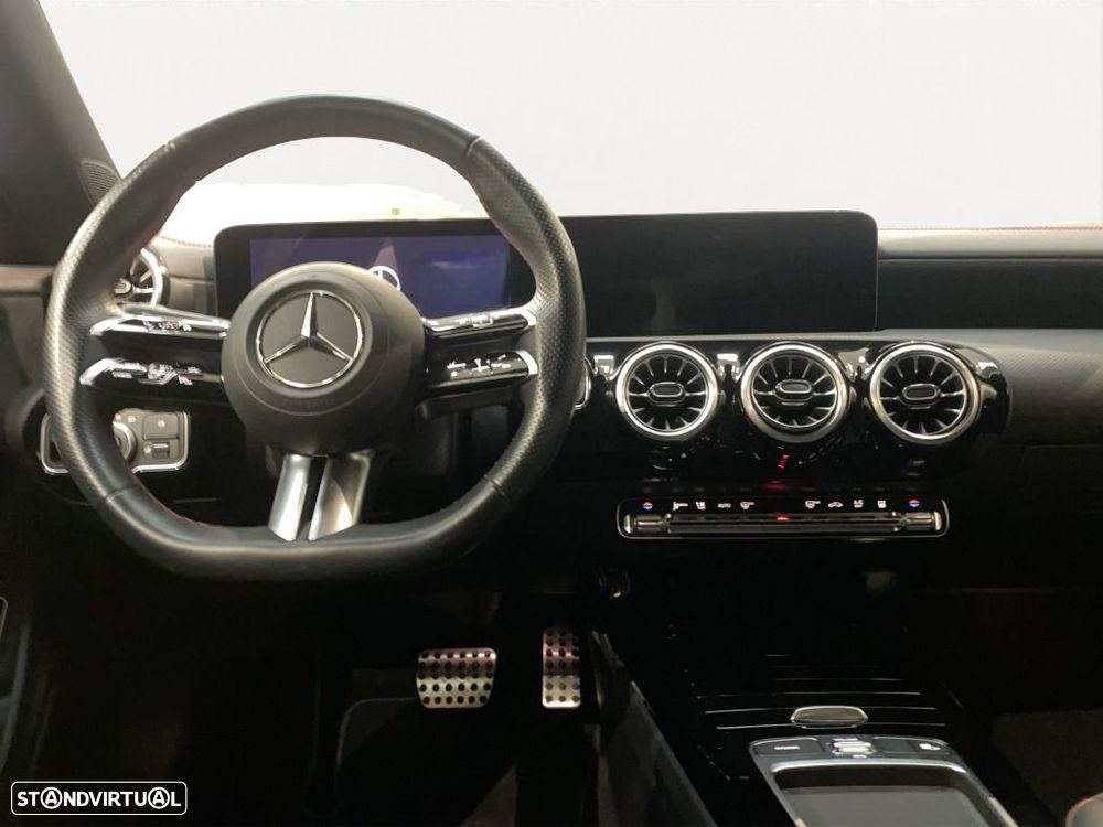 Mercedes-Benz CLA 250 - 11