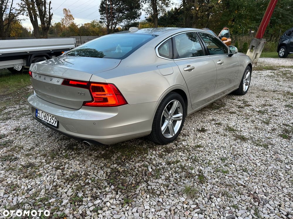 Volvo S90 D3 Momentum - 9