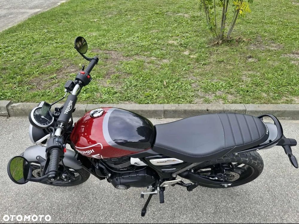 Triumph Speed Four - 6