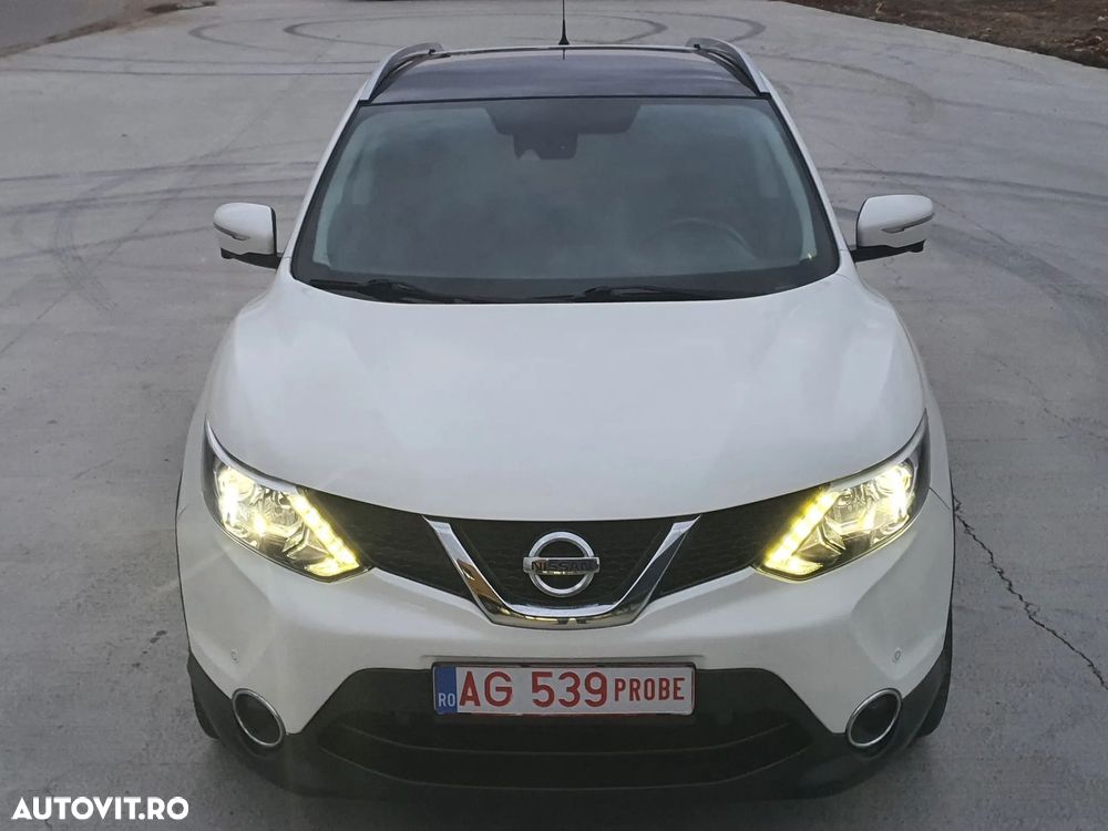 Nissan Qashqai 1.6 DCI Xtronic TEKNA+ - 9