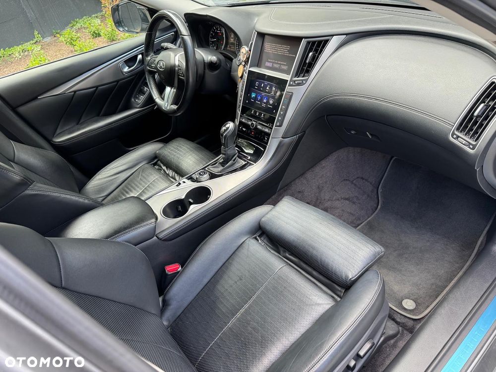 Infiniti Q50 2.0t Sport - 29