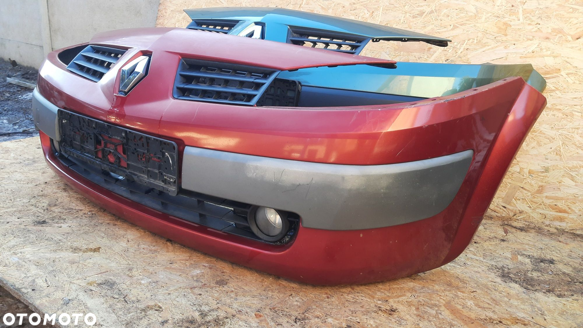TEB76  TEB97 Zderzak przedni Renault Megane 2 II - 4