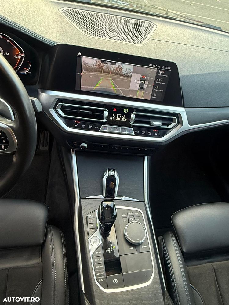 BMW Seria 3 330i xDrive AT - 20