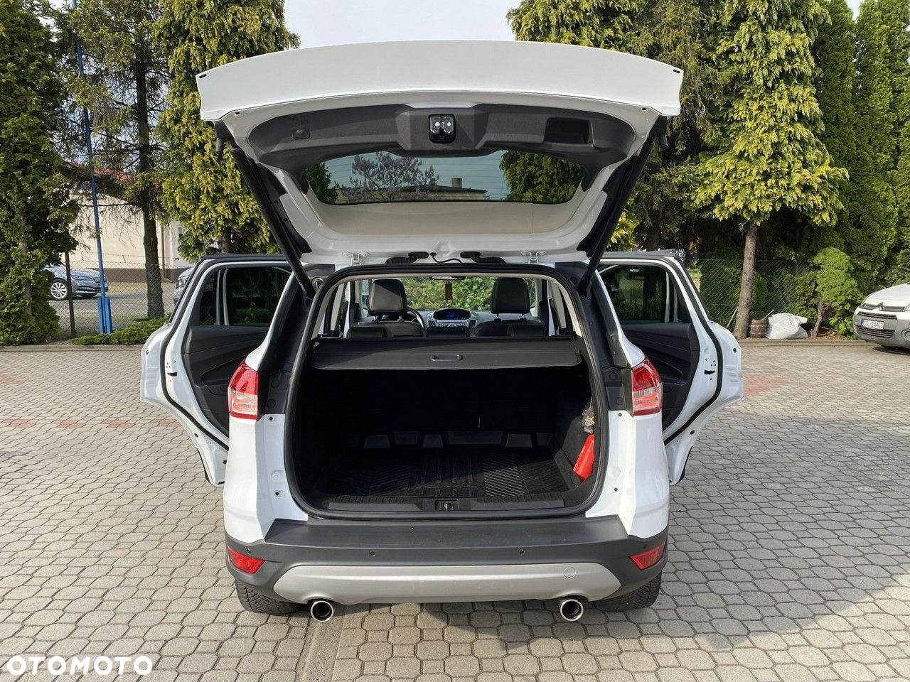 Ford Kuga - 30