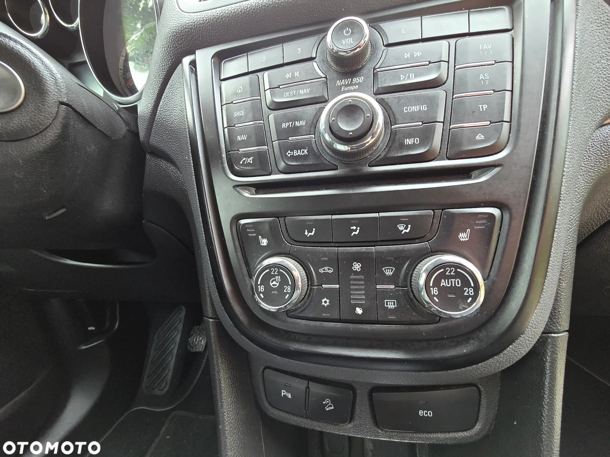 Opel Mokka 1.6 Cosmo S&S - 32