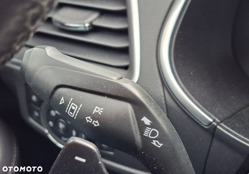 Ford S-Max - 32