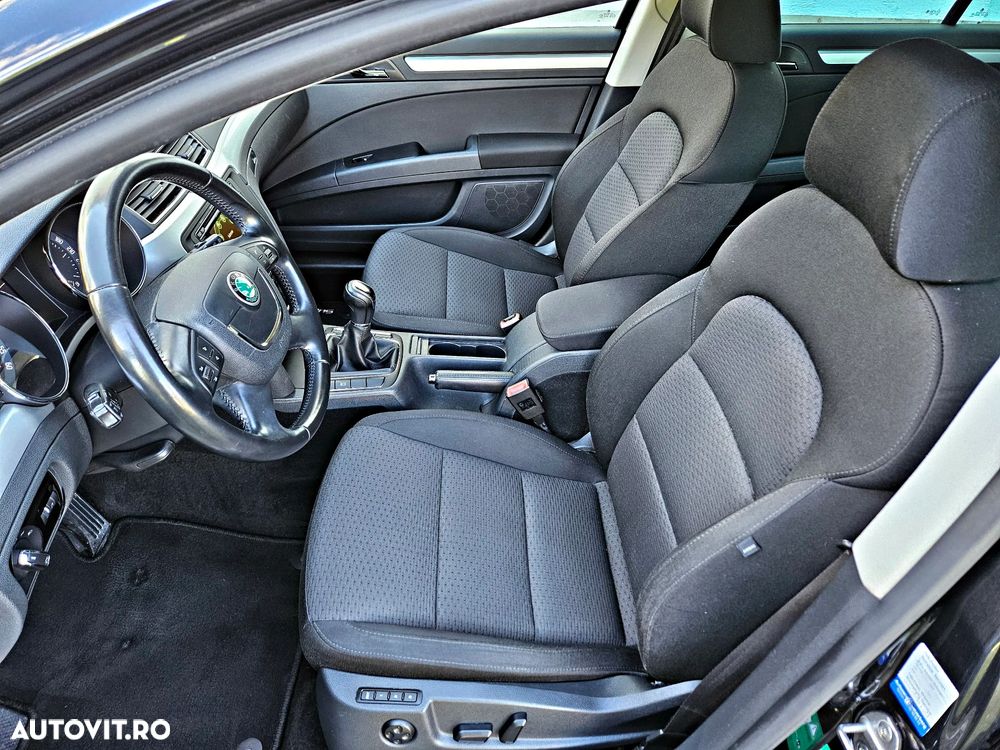 Skoda Superb 2.0 TDI 4x4 Elegance - 5
