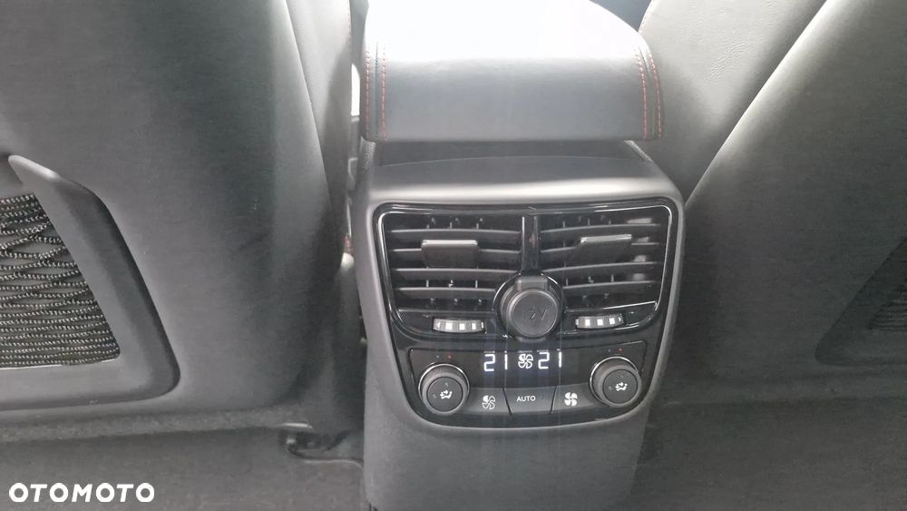 Peugeot 508 BlueHDi 180 EAT6 Stop&Start GT - 28