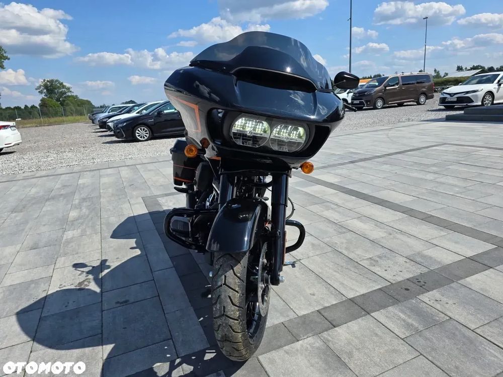 Harley-Davidson Touring Road Glide - 32