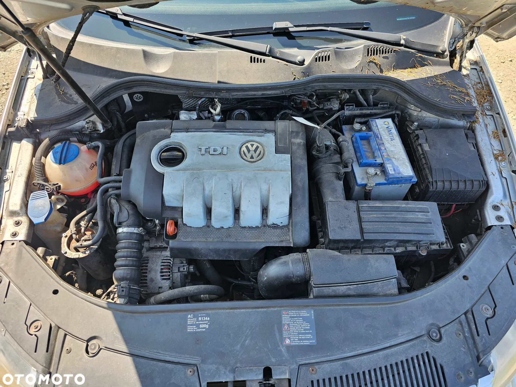 Volkswagen Passat - 16