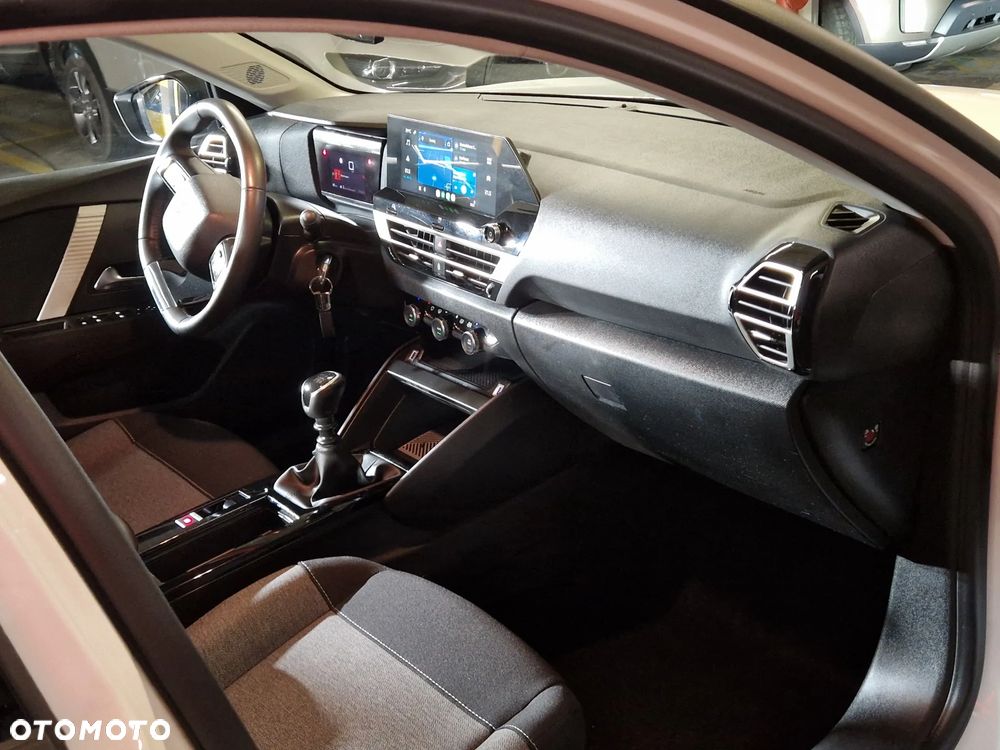 Citroën C4 1.2 PureTech C-Series S&S - 17