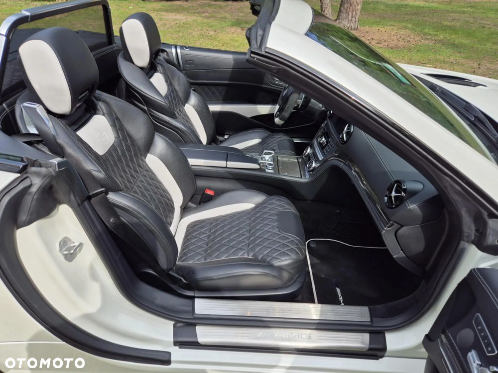 Mercedes-Benz SL 63 AMG AMG Speedshift 7G-MCT 2LOOK Edition - 26