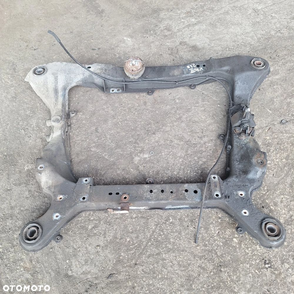 SANKI BELKA ZAWIESZENIA  PRZOD VOLVO V70 II 2.5 B - 3