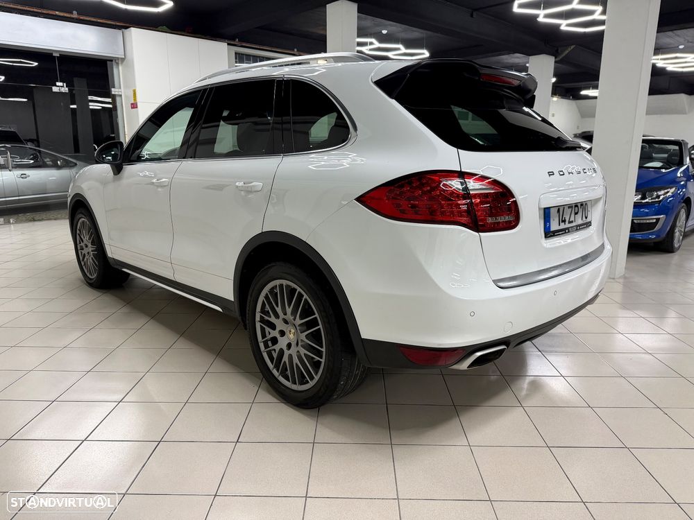 Porsche Cayenne Tiptronic S - 8