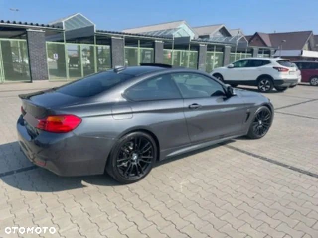 BMW 4