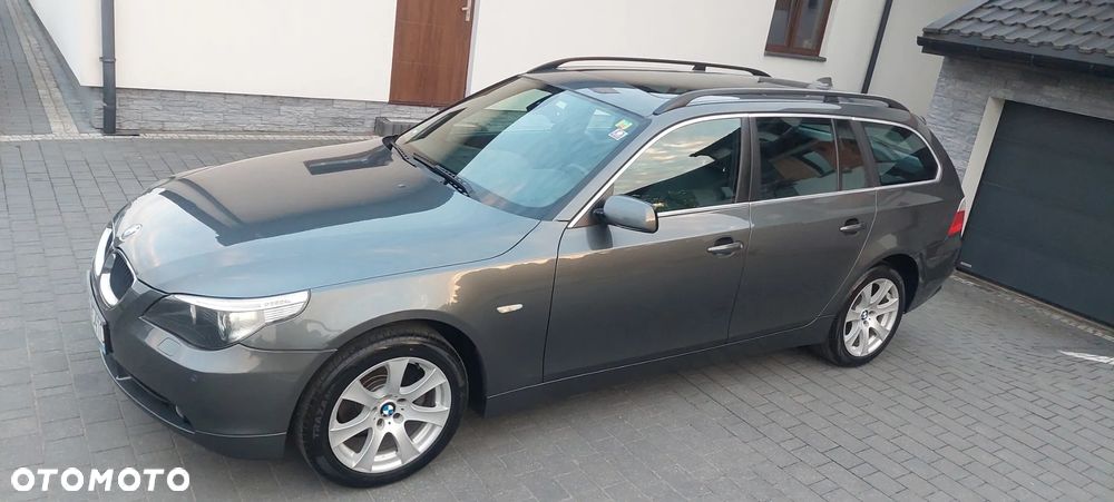 BMW Seria 5 525i - 29