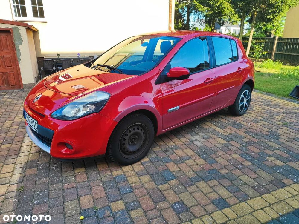 Renault Clio - 2