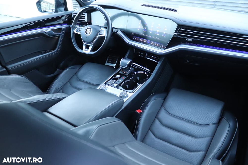 Volkswagen Touareg V6 TDI R-Style - 16