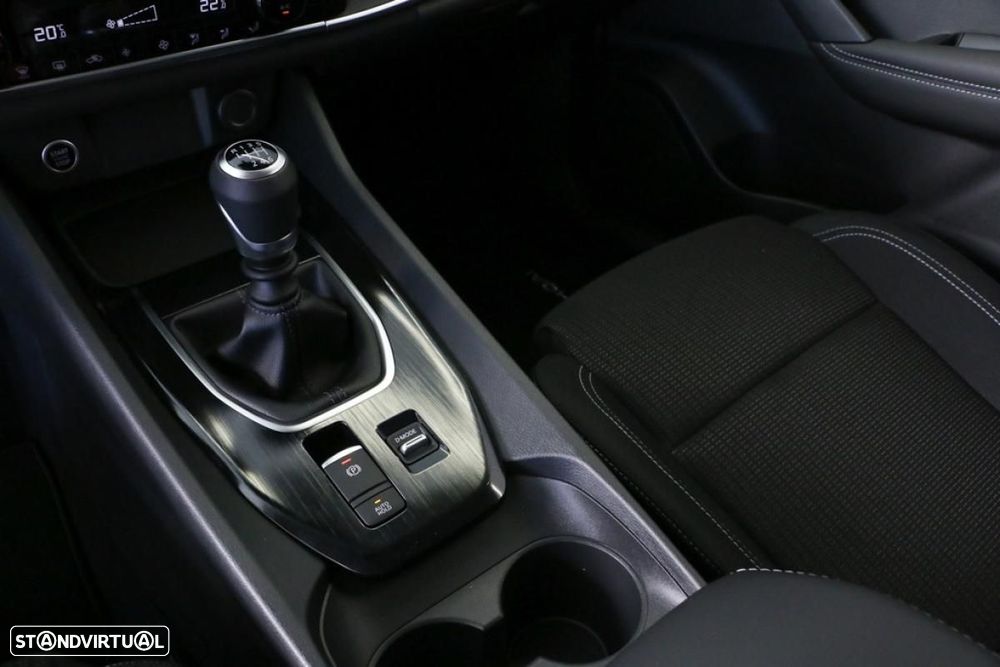 Nissan Qashqai 1.3 DIG-T Acenta LED+R - 24