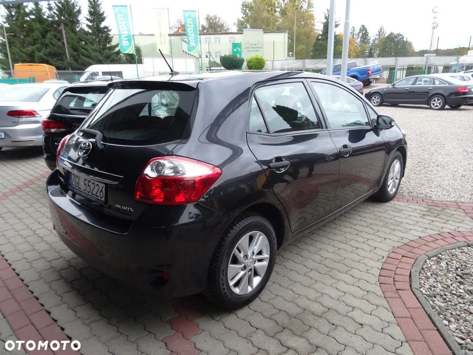 Toyota Auris 1.33 VVT-i Active - 3