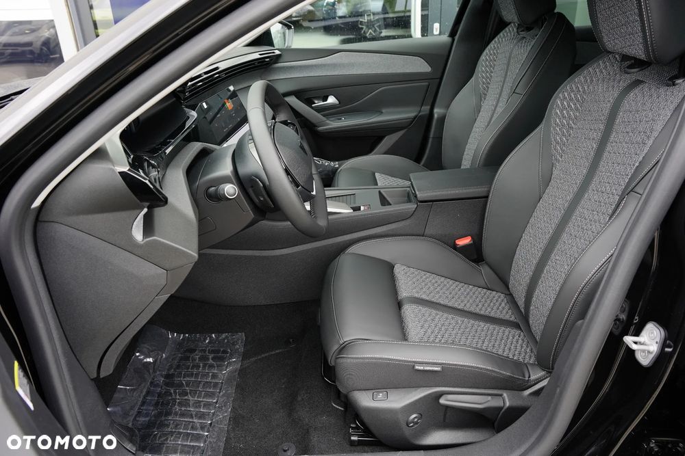 Peugeot 408 1.2 PureTech mHEV Business S&S e-DCS6 - 8