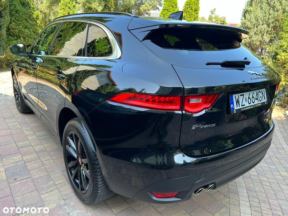 Jaguar F-Pace 2.0 i4D RWD Prestige - 29