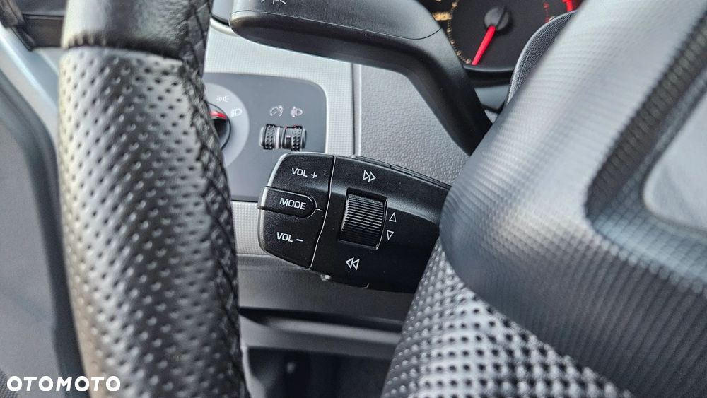 Seat Ibiza 1.4 16V Style - 29